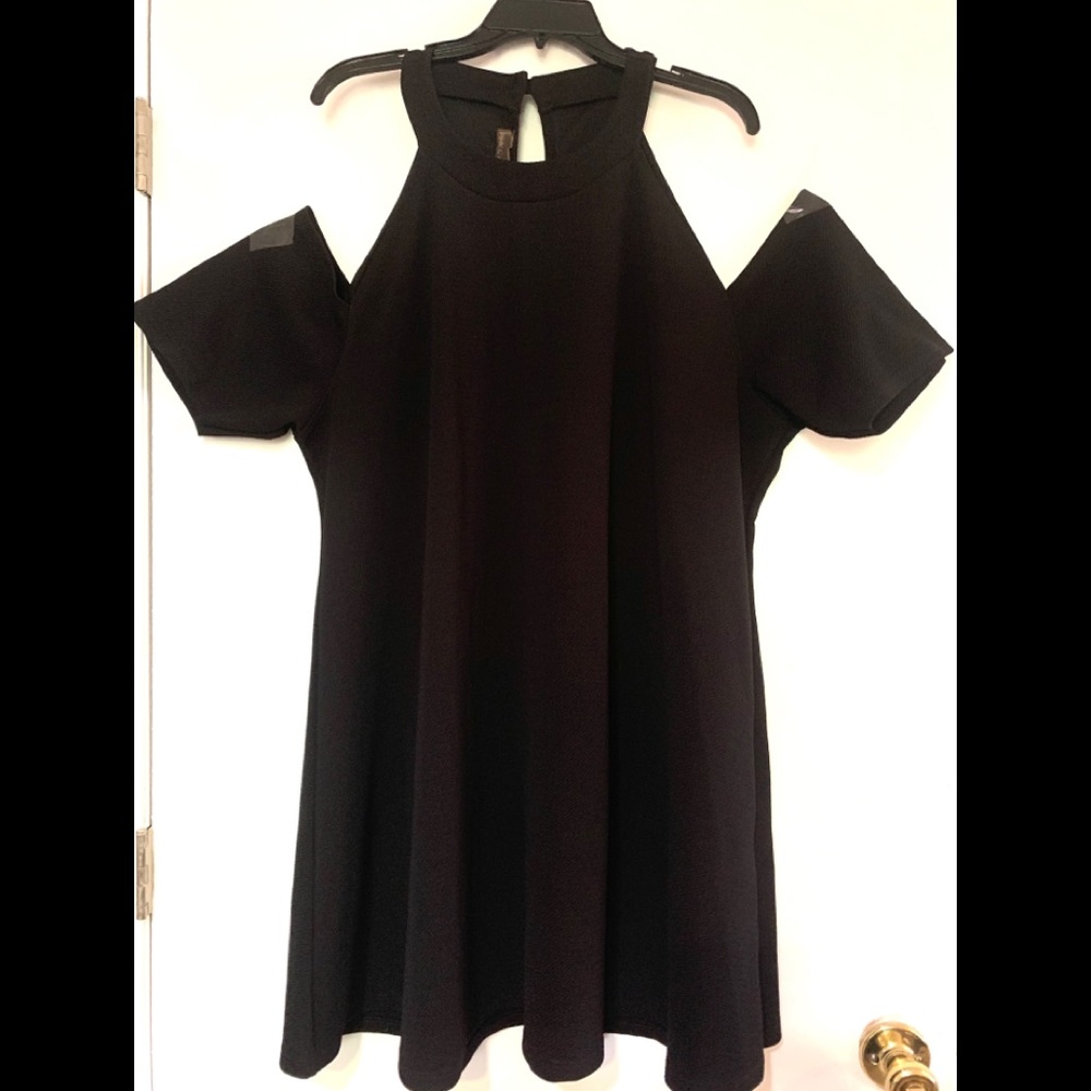Pink Clove Plus Size Cold Shoulder Black Dress